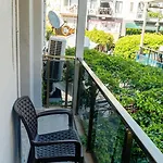Ξενοδοχείο Port *