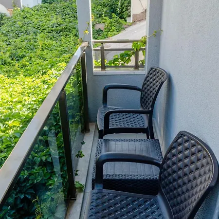 Port Hotell *