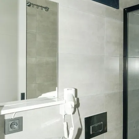 Port מלון מרמריס